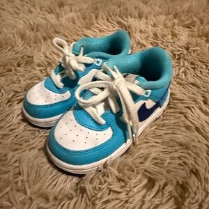 Nike Toddler Blue and White Sneakers